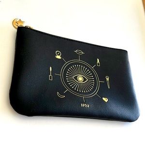 Black & Gold Ipsy leather cosmetic pouch NWOT.  Can be used as a wallet.